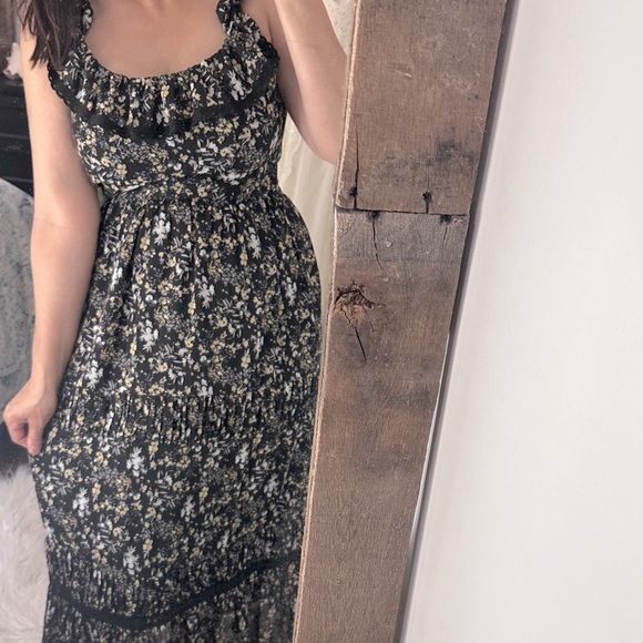Free the Roses Black and White Floral Maxi Dress size small - Picture 1 of 8